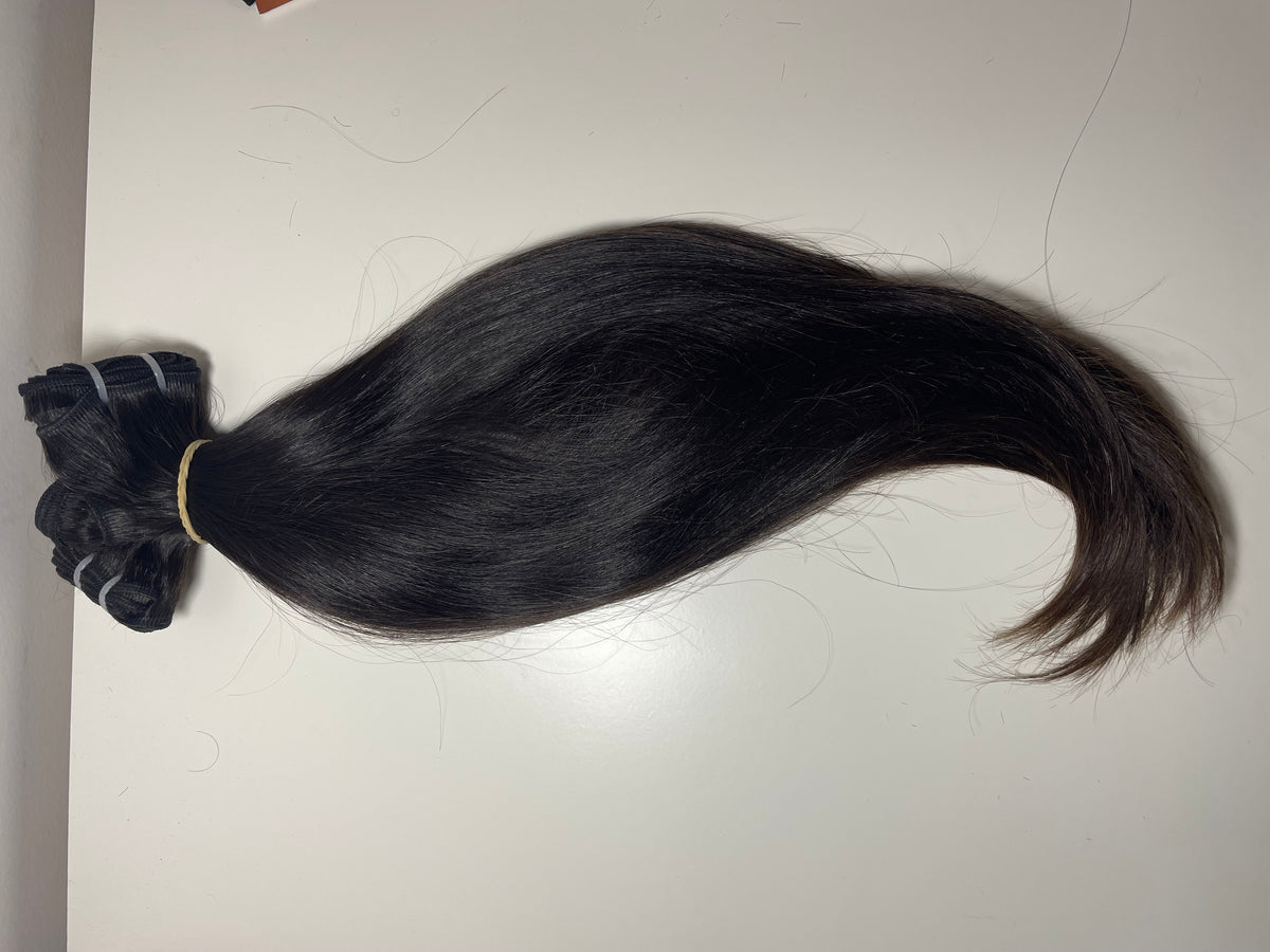 LOT 8: Cheveux indien lisse Morgan Ariaa
