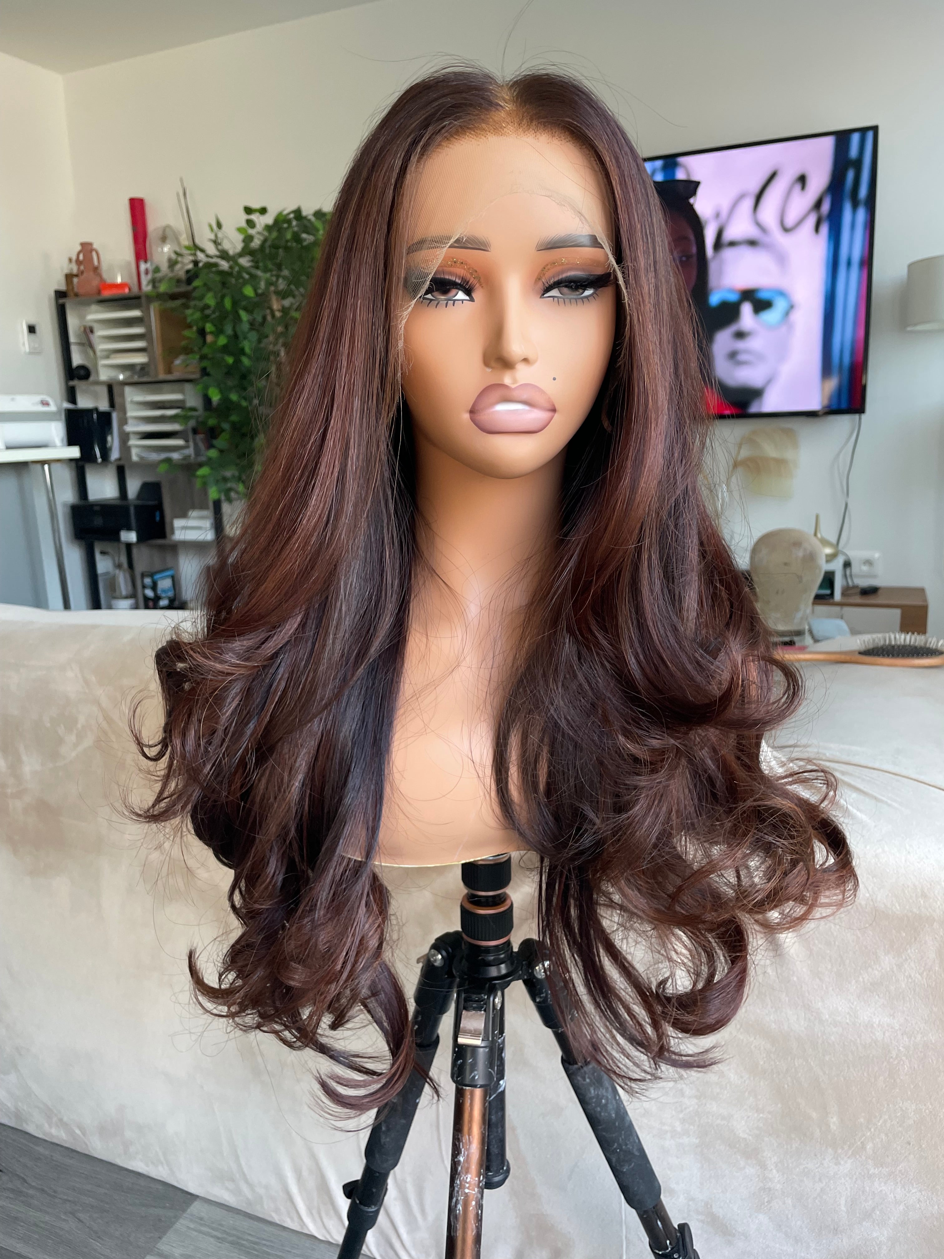 Chertsey Wig KT16