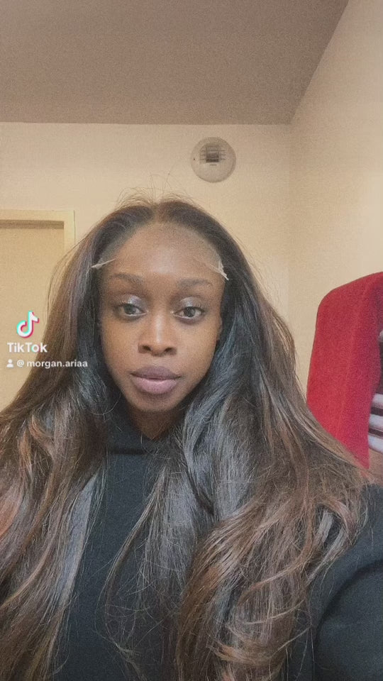 Laos LUX' wig