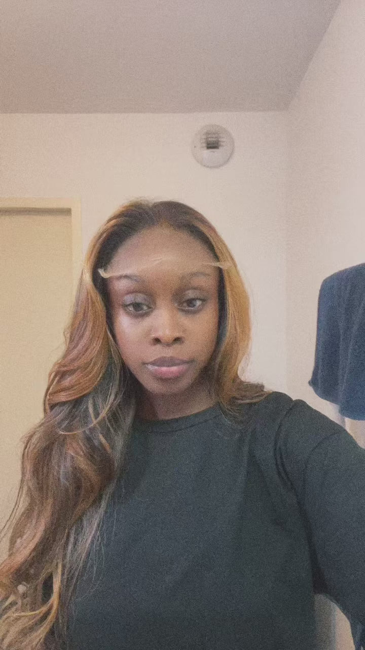Laos LUX' wig